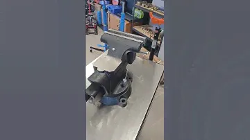 Тиски слесарный профессиональные WDK-BV200