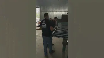 Здесь нет чужих, здесь только свои... Трудовые будни на производстве SKOGGY